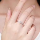 Anillo Solitario Clásico para Mujer